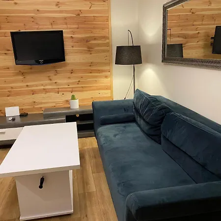 Maleckiego 21b Apartment
