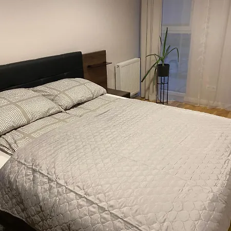 Maleckiego 21b * Poznań