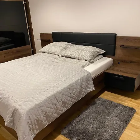 Maleckiego 21b * Poznan