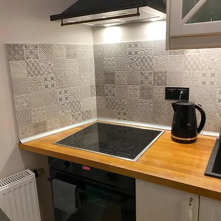 Comfortable In The Centre Of Close To The Mtp By Renters *