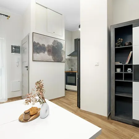 Lägenhet Comfortable In The Centre Of Close To The Mtp By Renters *